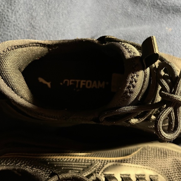 Puma Women’s  Black and Gold Athletic Shoes. EUC - Picture 5 of 10